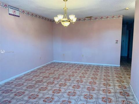 1341 W 40th St, Hialeah, FL 33012 photo 2