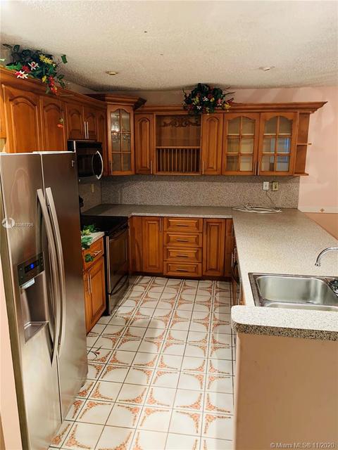 1341 W 40th St, Hialeah, FL 33012 photo 3