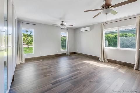 9528 Bay Dr, Surfside, FL 33154 photo 18