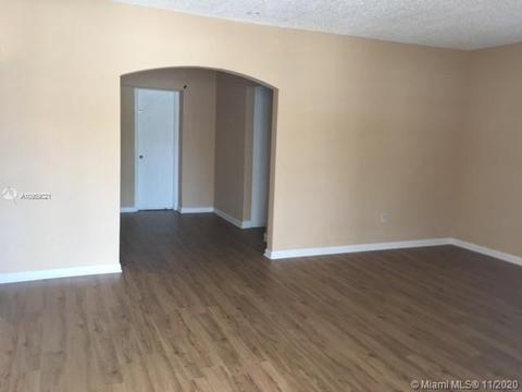Undisclosed, Miami, FL 33144 photo 17