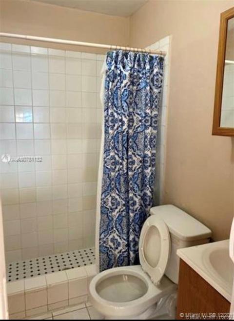 Undisclosed, Miami, FL 33144 photo 21