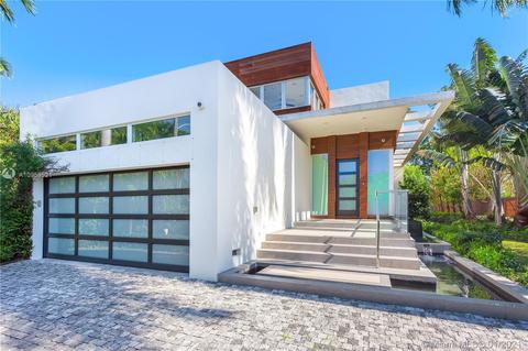 451 E Dilido Dr, Miami Beach, FL 33139 photo 1