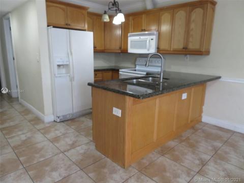 505 E 21st St, Hialeah, FL 33013 photo 6