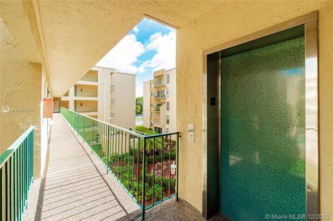 Undisclosed, Hialeah, FL 33012 photo 23