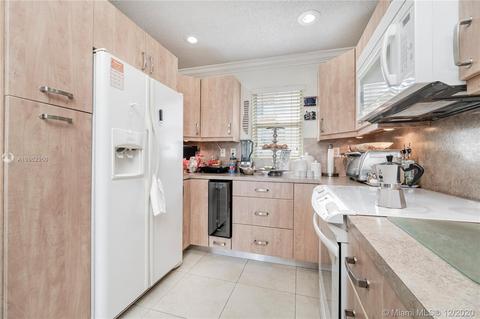 Undisclosed, Hialeah, FL 33012 photo 12