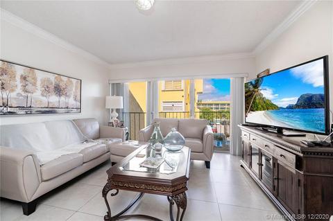 Undisclosed, Hialeah, FL 33012 photo 4