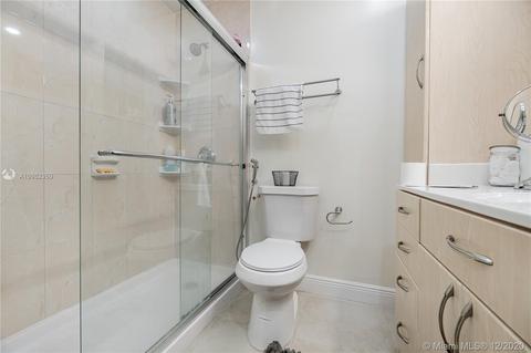 Undisclosed, Hialeah, FL 33012 photo 21