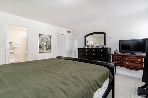 Undisclosed, Hialeah, FL 33012 photo 15