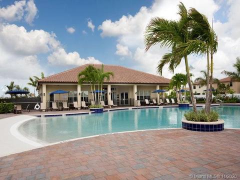 3473 W 86th Ter, Hialeah, FL 33018 photo 18