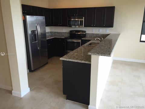 3473 W 86th Ter, Hialeah, FL 33018 photo 6