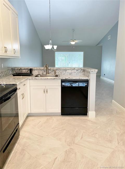 181 Bent Arrow Dr, Jupiter, FL 33458 photo 4