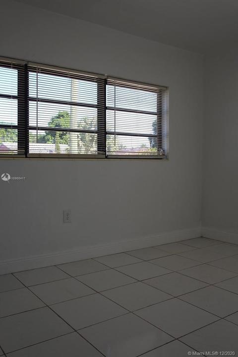 560 E 53rd St, Hialeah, FL 33013 photo 16