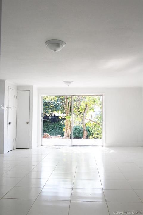 560 E 53rd St, Hialeah, FL 33013 photo 11