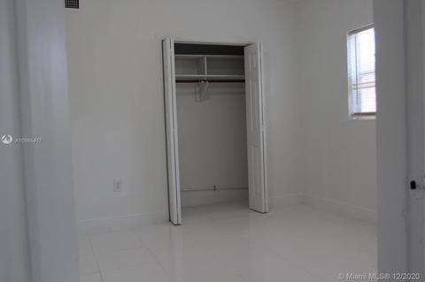 560 E 53rd St, Hialeah, FL 33013 photo 14