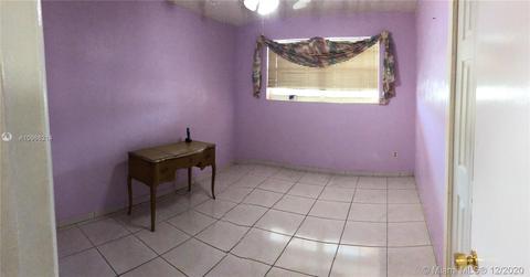 4854 E 9th Ct, Hialeah, FL 33013 photo 8
