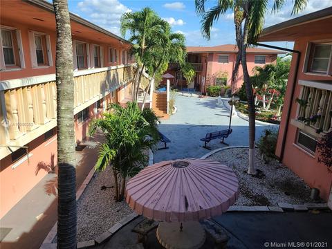 45 E 11 St #8, Hialeah, FL 33010 photo 4