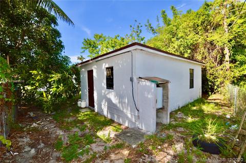 754 E 23rd St, Hialeah, FL 33013 photo 28