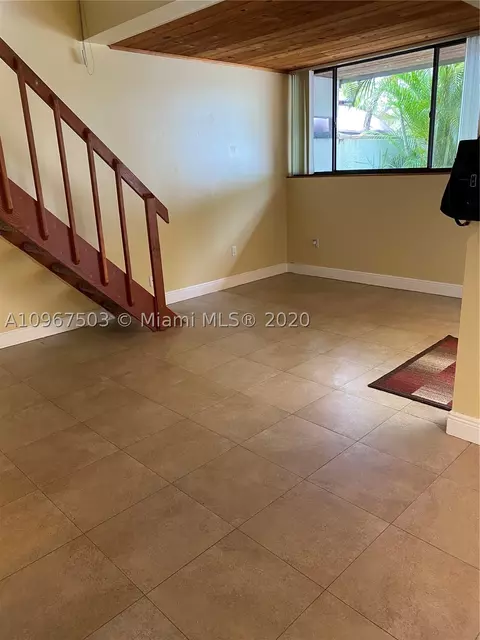 6386 Jack Rabbit Ln, Miami Lakes, FL 33014 photo 3