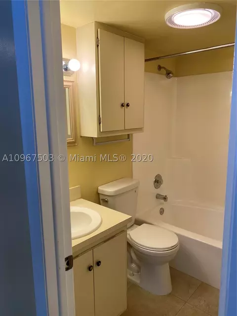 6386 Jack Rabbit Ln, Miami Lakes, FL 33014 photo 7