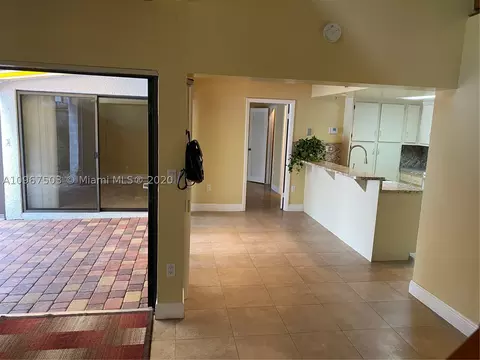 6386 Jack Rabbit Ln, Miami Lakes, FL 33014 photo 5