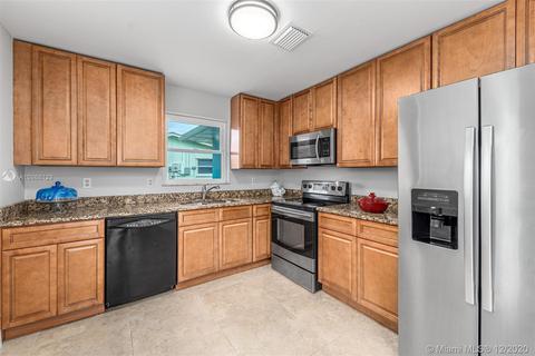 1045 Nw Ter, Stuart, FL 34994 photo 13