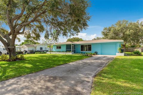 1045 Nw Ter, Stuart, FL 34994 photo 2