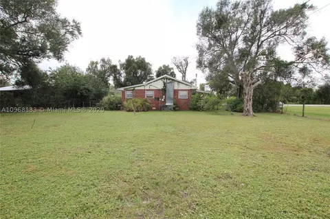 909 SW 7th Ave, Okeechobee, FL 34974 photo 26