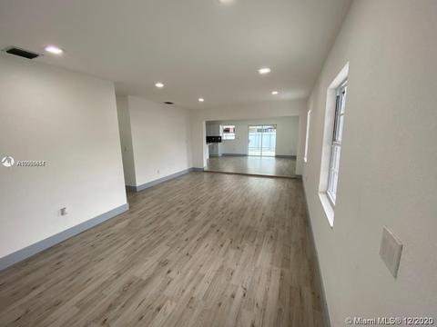 3840 E 8th Ln, Hialeah, FL 33013 photo 19