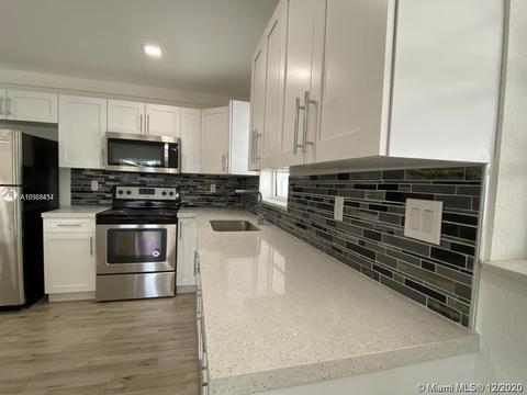 3840 E 8th Ln, Hialeah, FL 33013 photo 2