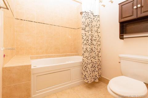 7405 Coldstream Dr, Hialeah, FL 33015 photo 19