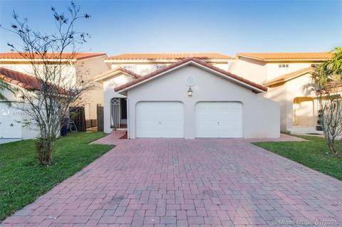 7405 Coldstream Dr, Hialeah, FL 33015 photo 2