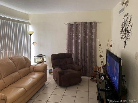 33 E 60th St, Hialeah, FL 33013 photo 2