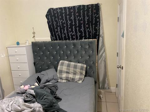 33 E 60th St, Hialeah, FL 33013 photo 4
