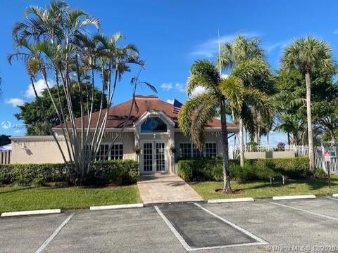 1000 E Lakes Dr, Pompano Beach, FL 33064 photo 59