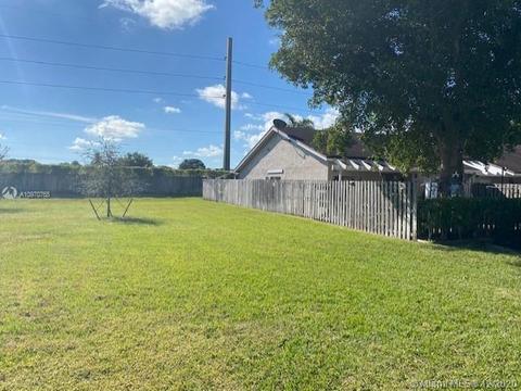 1000 E Lakes Dr, Pompano Beach, FL 33064 photo 55