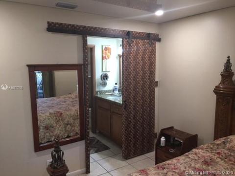 1000 E Lakes Dr, Pompano Beach, FL 33064 photo 11