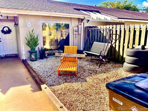 1000 E Lakes Dr, Pompano Beach, FL 33064 photo 4