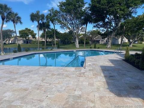 1000 E Lakes Dr, Pompano Beach, FL 33064 photo 60