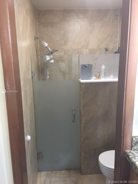 1000 E Lakes Dr, Pompano Beach, FL 33064 photo 38