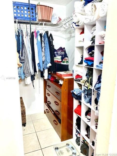1000 E Lakes Dr, Pompano Beach, FL 33064 photo 22