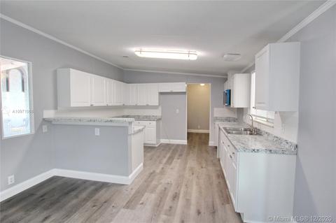 1214 Click Dr, Moore Haven, FL 33471 photo 4