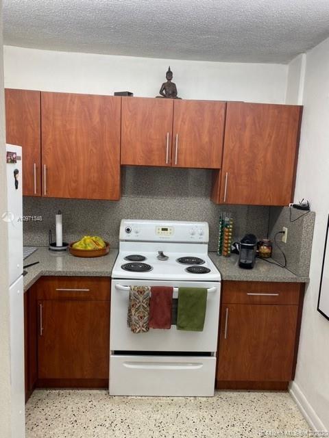 380 E 35th St #2124, Hialeah, FL 33013 photo 4