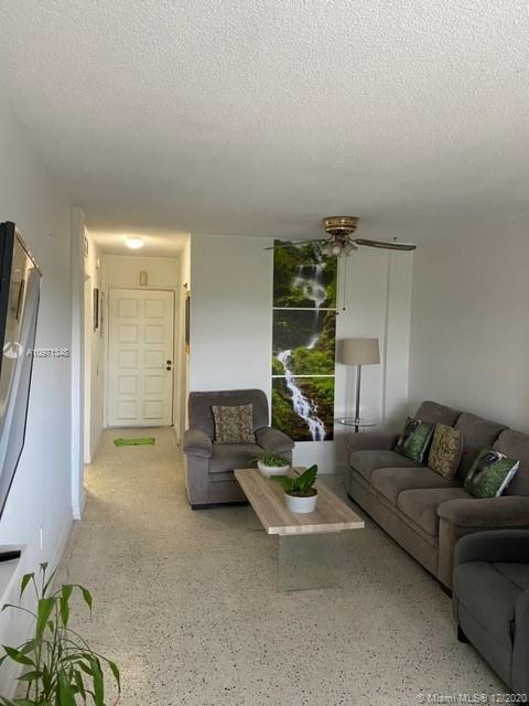 380 E 35th St #2124, Hialeah, FL 33013 photo 8