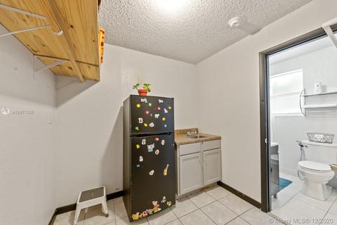90 E 54th St, Hialeah, FL 33013 photo 21