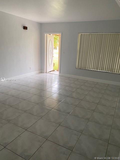 5355 W 10th Ave, Hialeah, FL 33012 photo 16