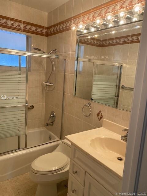 5355 W 10th Ave, Hialeah, FL 33012 photo 9