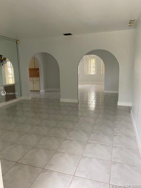 5355 W 10th Ave, Hialeah, FL 33012 photo 6