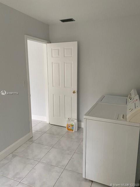 5355 W 10th Ave, Hialeah, FL 33012 photo 21