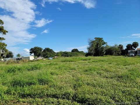 1415 Linda Rd, Bulkhead Ridge, FL 34974 photo 8