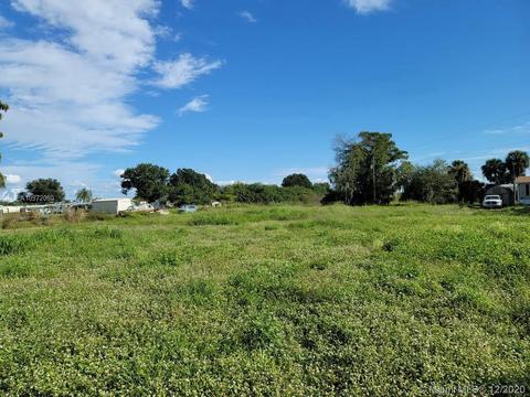1415 Linda Rd, Bulkhead Ridge, FL 34974 photo 5